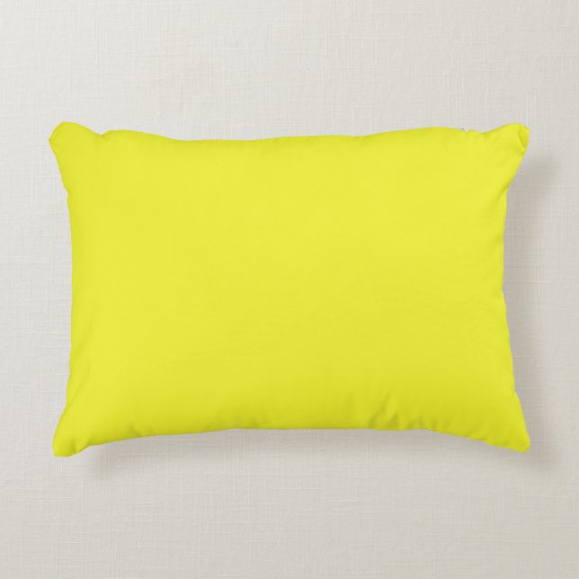 Cojín Decorativo Amarillo de daffodil sólido (Anverso)