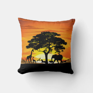 Cojín Decorativo Animales salvajes al atardecer en la sabana africa