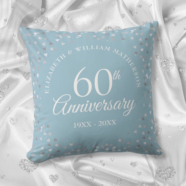 Cojín Decorativo Aniversario de bodas de diamante con corazones y c (60th Wedding Anniversary Love Hearts Confetti Throw Pillow)