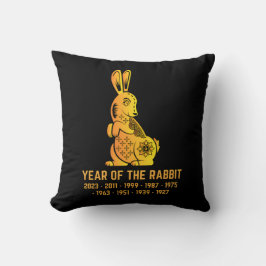 Cojín Decorativo Año De Gradiente De Oro Del Rabbit Zodiac Negro