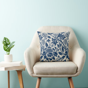 Cojín Decorativo Antiguo Ornamental Floral blanco sobre la marina