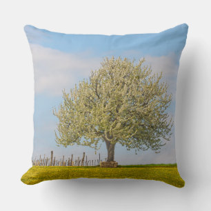 Cojín Decorativo Árbol de cerezo en primavera