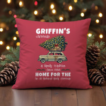 Árbol gracioso en Navidades familiares rojos de au