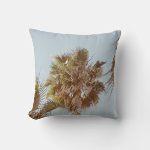Cojín Decorativo Árbol verde por la mañana