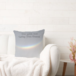 Cojín Decorativo Arcoiris raro con cara sonriente al revés Jersey S