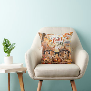 Cojín Decorativo Ardillas de otoño mirando a través de gafas