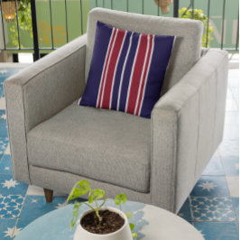 Cojín Decorativo Armada y franjas rojas