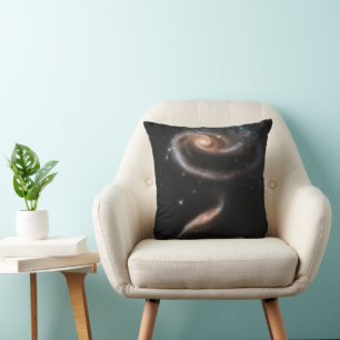 Cojín Decorativo Arp 273 Interactuando Galaxias En Andromeda.