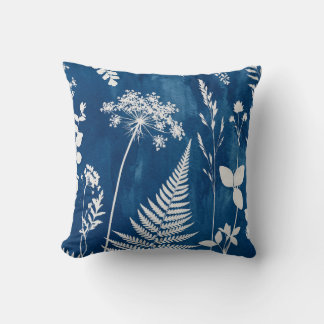 Cojín Decorativo Arte botánico de helecho con cianotipia azul añil 