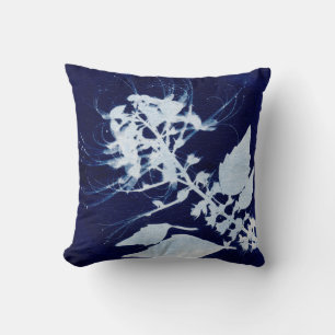 Cojín Decorativo Arte de cianotipia floral azul y blanco