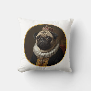 Cojín Decorativo Arte de Pug Beige Inspirado en Retrato de Reina de