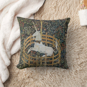 Cojín Decorativo Arte de Unicornio Medieval Antiguo en Captividad