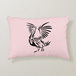 Cojín Decorativo Arte tribal de pelícano sobre rosa