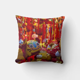 Cojín Decorativo Artículos coloridos a la venta en una tienda en Ho