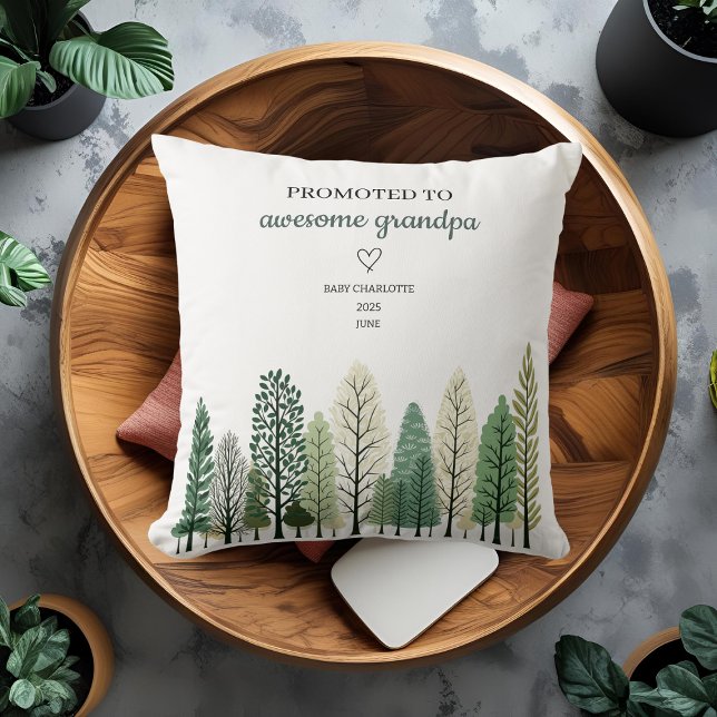 Cojín Decorativo Ascendido al abuelito maravilloso personalizado (Subido por el creador)