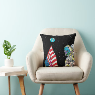 Cojín Decorativo Astronauta de Apolo con Bandera y Tierra Pop Art