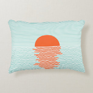 Cojín Decorativo Atardecer en el océano - fondo a rayas. ilustracio