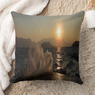 Cojín Decorativo Atardecer sobre olas en la costa de Croacia