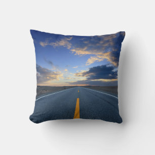 Cojín Decorativo Autopista en el día del amanecer