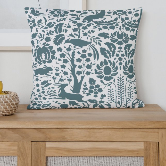 Cojín Decorativo Ave, ciervo, damasco floral (Subido por el creador)