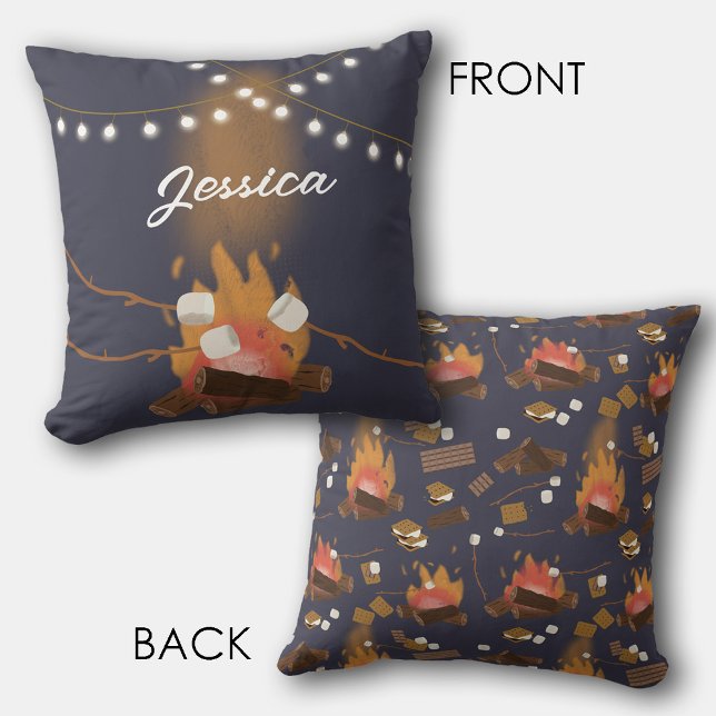 Cojín Decorativo Aventura al aire libre y malvaviscos (Camping Fire Outdoor Adventure & Marshmallows Throw Pillow)