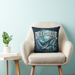 Cojín Decorativo Aventura de ballena azul profundo 
