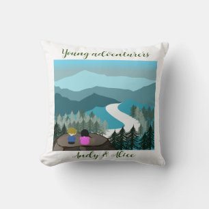 Cojín Decorativo Aventureros jóvenes con visión de paisaje