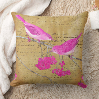 Cojín Decorativo Aves y carta de época rosadas y doradas