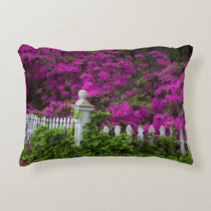 Cojín Decorativo Azaleas en primavera en Historic Isle of Hope