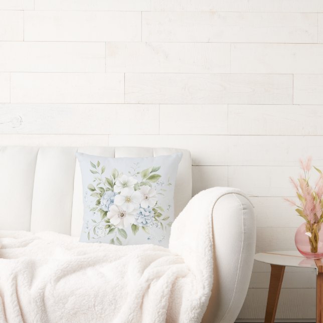 Cojín Decorativo Azul Celeste Floral Blanco Pálido (Sofá)