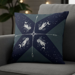 Cojín Decorativo Azul Cósmico Naval y Manos de Luna Mística Platead