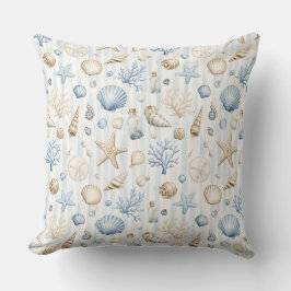 COJÍN DECORATIVO AZUL PASTEL Y CONCHAS TROPICALES BEIGE 