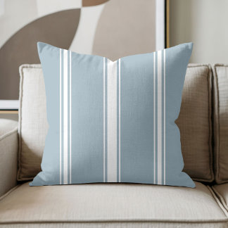 Cojín Decorativo Azul Polvo y Raya Blanca