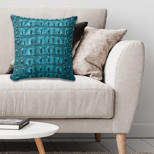 Cojín Decorativo azul turquesa de moda femenina Alligator Cuero (girly fashion turquoise blue Alligator Leather Throw Pillow)
