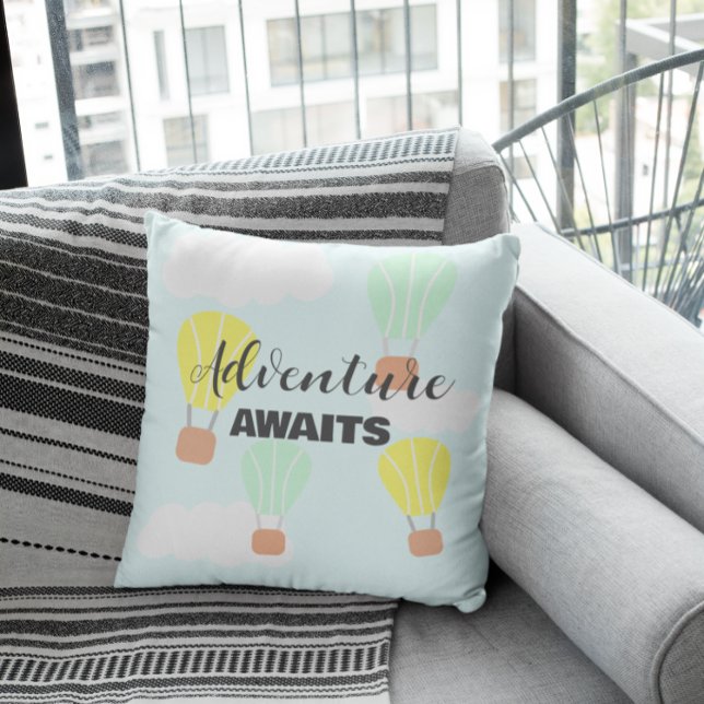 Cojín Decorativo Baby Shower neutro en globo de aire caliente (Subido por el creador)