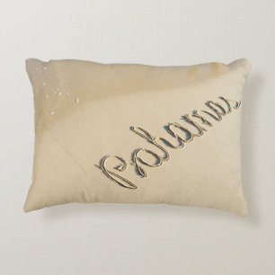 Cojín Decorativo Bahamas seña tallada en la arena de la playa