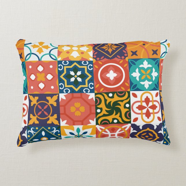 Cojín Decorativo Baldosas antiguas Fondo de época. Goma tradicional (Anverso)