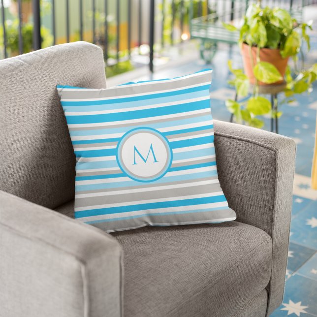 Cojín Decorativo Bandas grises azules modernas Monograma (Subido por el creador)