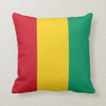 Cojín Decorativo Bandera de Guinea<br><div class="desc">Productos de bandera mundial de personalizable - Por favor,  no dude en añadir su propio texto.</div>