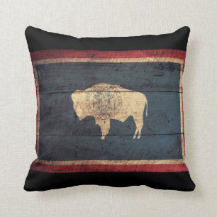 Cojín Decorativo Bandera de madera vieja de Wyoming