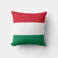 Bandera húngara en el MoJo Pillow estadounidense