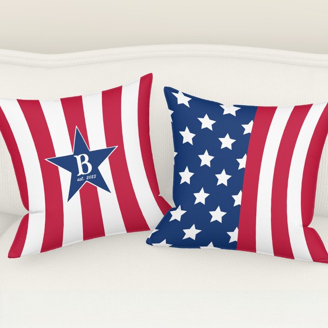 Cojín Decorativo Bandera Patriótica Americana de Estrellas y Rayas (Stars and Stripes Patriotic American Flag Throw Pillow)