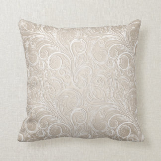 Cojín Decorativo Baños florales metálicos de crema blanca