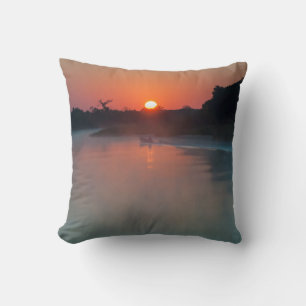 Cojín Decorativo Barca al amanecer en el río