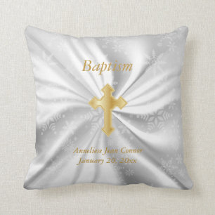 Cojín Decorativo Bautismo invernal con satén blanco