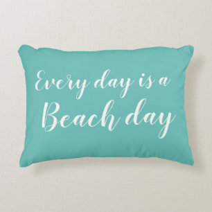 Cojín Decorativo Beach Day Turquoise Script Beach Accent Pillow
