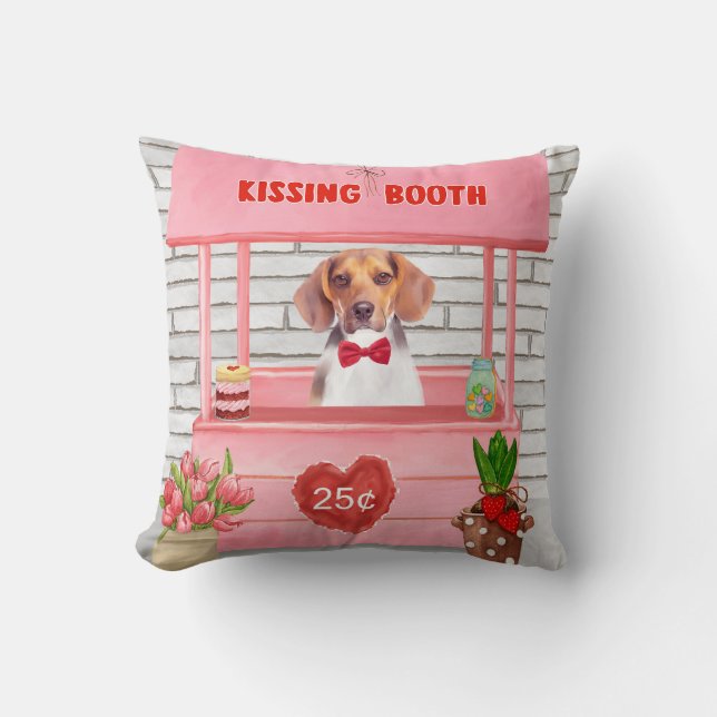 Cojín Decorativo Beagle Dog El día de San Valentín Kissing Booth (Anverso)