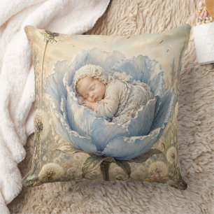 Cojín Decorativo Bebé durmiendo en flor azul