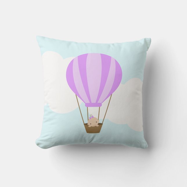 Cojín Decorativo Bebé en globo aerostático {lavender} (Anverso)