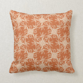 Cojín Decorativo Beige pálido y modelo anaranjado del damasco de